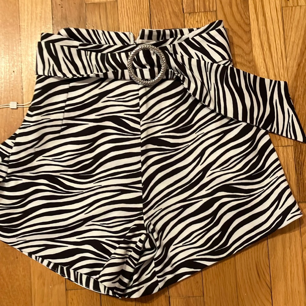 Xsmall torn by Ronny kobo shorts nwot